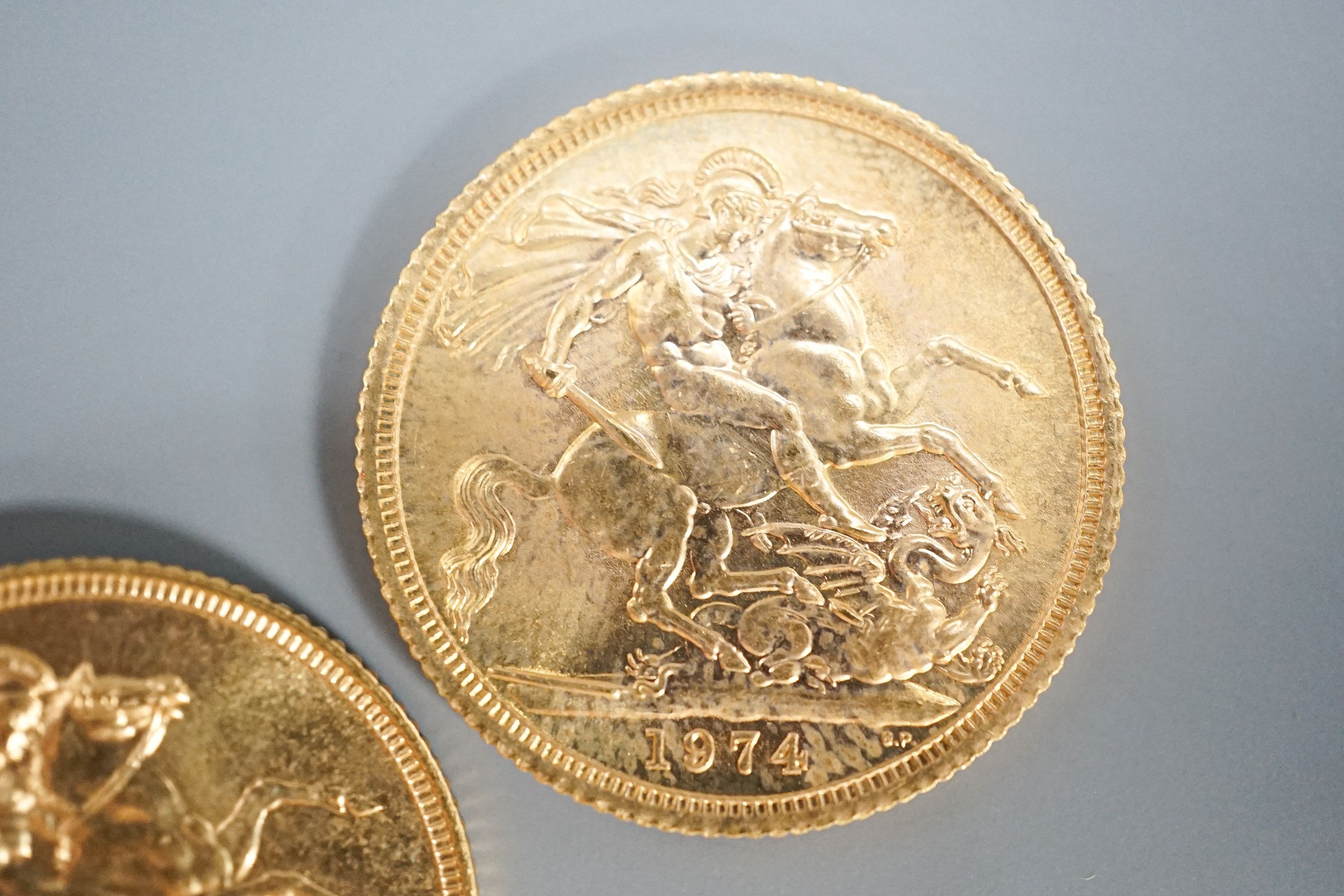 Two modern gold sovereigns, 1974 & 1981.